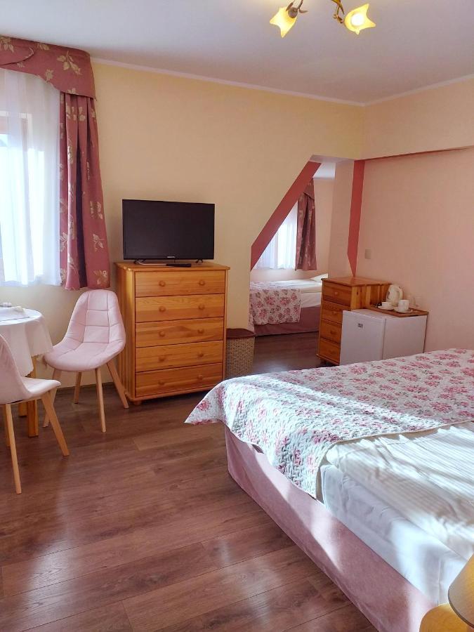 Апартаменты Wynajem Pokoi Rancho Зомб Экстерьер фото